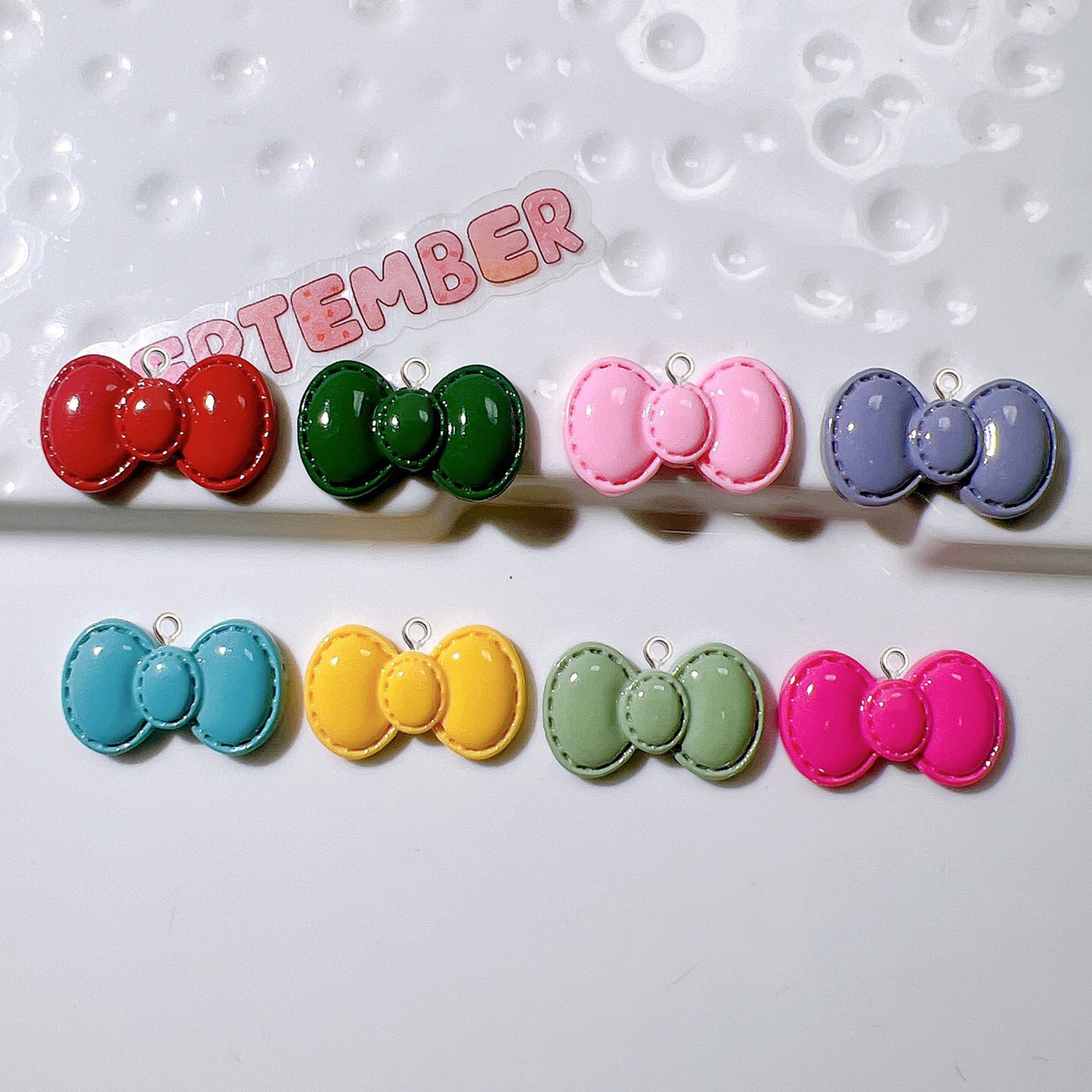 Resin Art Necklace - 10Pcs Cute Cartoon Bowknot Resin Pendant