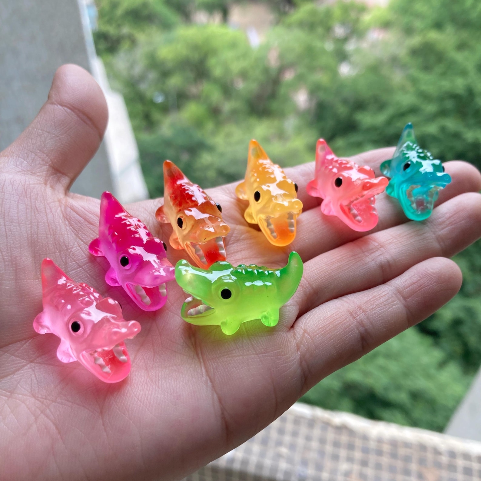 Resin Art Things - Mixed Glow in the dark cute