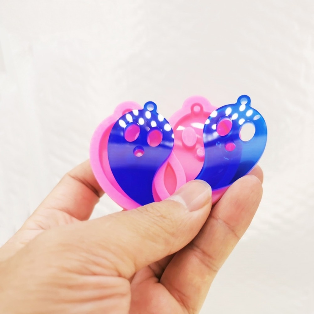 Shiny Cute Ghost Silicone Mold - Resin Art Necklace review and price